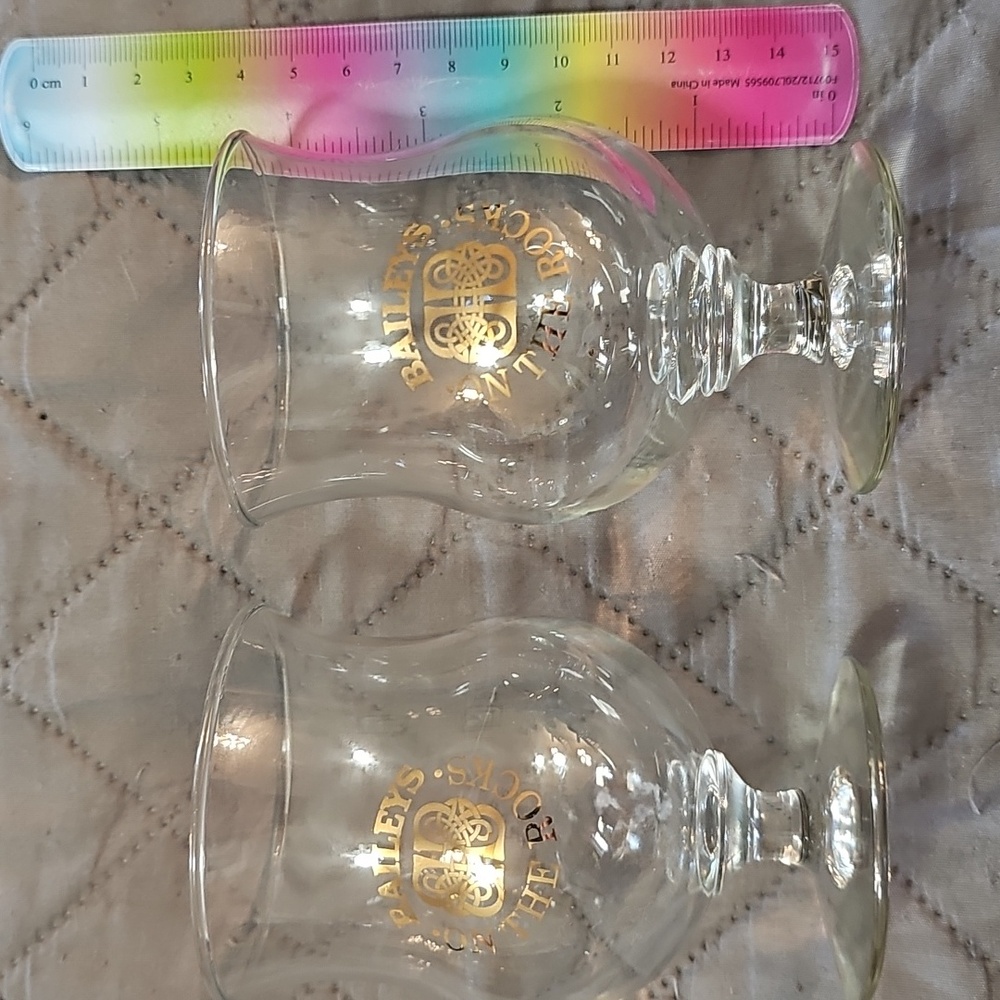 2 Baileys Irish Cream "Bailey's on the Rocks" Gold Logo Stemmed Snifter Glasses